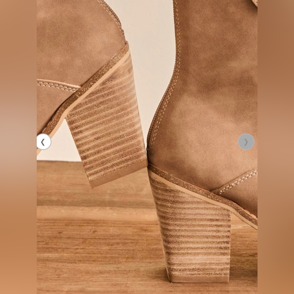 NWT Altar’d State Tara Ankle Western Heeled Booties - Picture 4 of 12
